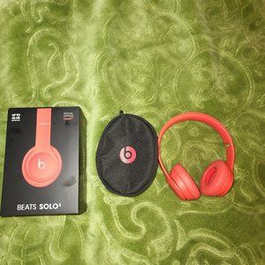 Beats solo 3 Headphones